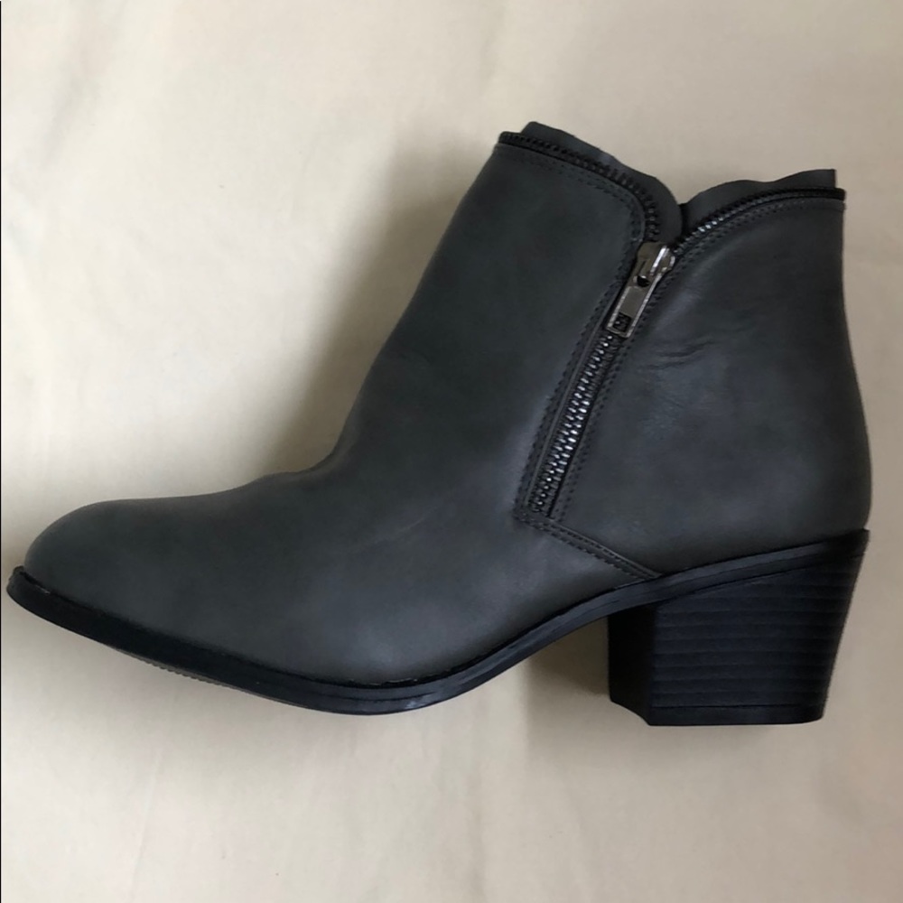 Double Zipper Grey Booties